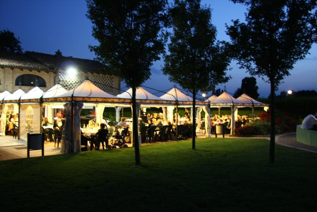 Hotel Del Rio Srl - Ristorante E Azienda Agricola Casinalbo Dış mekan fotoğraf