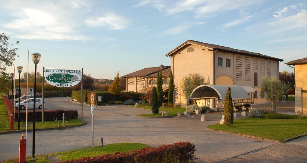 Hotel Del Rio Srl - Ristorante E Azienda Agricola Casinalbo Dış mekan fotoğraf