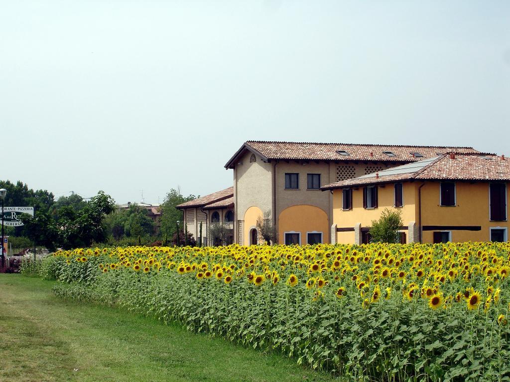 Hotel Del Rio Srl - Ristorante E Azienda Agricola Casinalbo Dış mekan fotoğraf