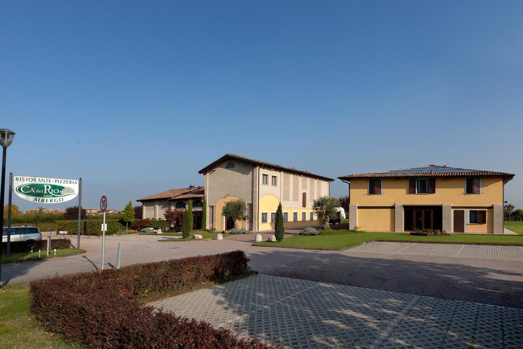 Hotel Del Rio Srl - Ristorante E Azienda Agricola Casinalbo Dış mekan fotoğraf